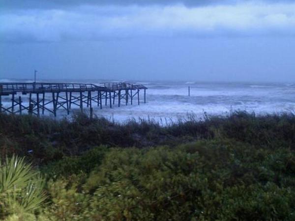 WRAL's Operations Manager Leesa Moore and news photographer Geof Levine took these before and after photos of the Sheraton Pier at Atlantic Beach.