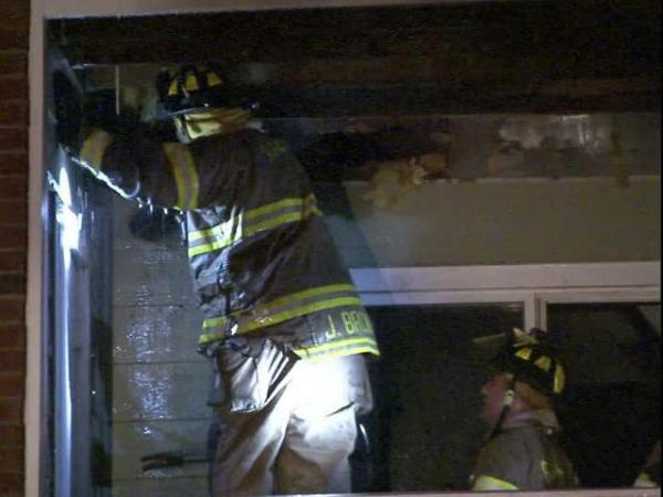 Four homeless after north Raleigh apartment fire