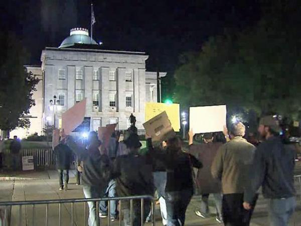 'Occupy Raleigh' takes to sidewalks outside State Capitol