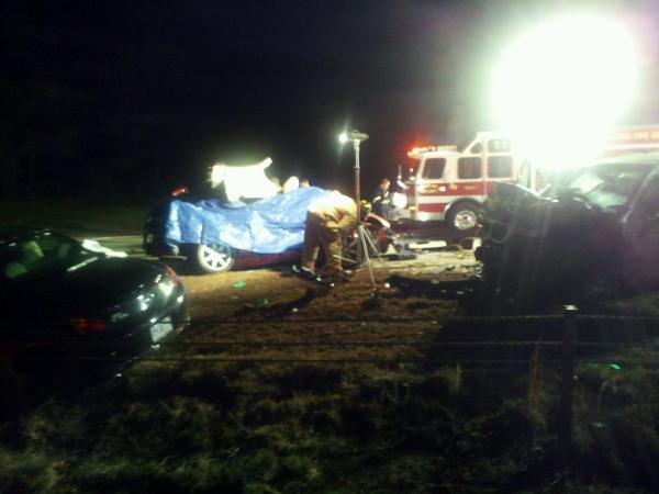 Double fatal crash closes I-40W near Clayton