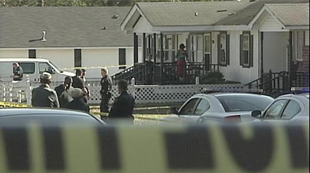 Fayetteville police shoot suspect in triple homicide