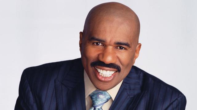 Steve Harvey covers the tuition for 8 college-bound students