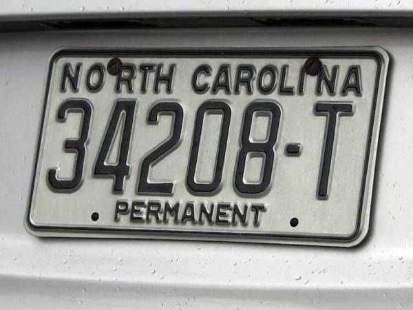 Private groups wrongly issued permanent license plates
