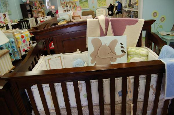GreenPea Baby offers cute baby clothing, furniture and more.