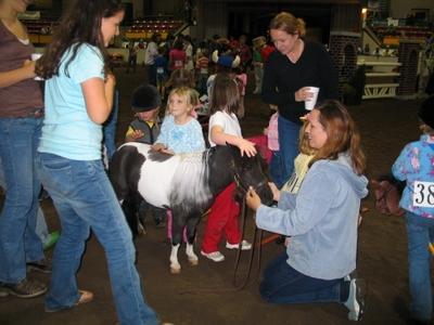 Weekend Plans: More Santa, plus puppet shows, magic, horses and more 