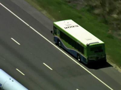 07/2012: DOT starts testing bus driving on highway shoulders next week