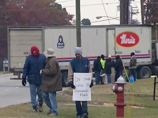 Hostess workers would rather be unemployed than take wage, benefits cuts