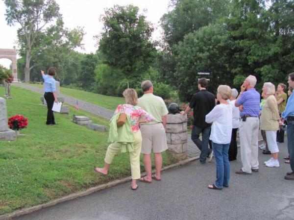 Oakwood Cemetery Flashlight Tours
