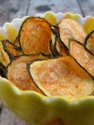 Baked zucchini chips