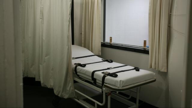 Judge orders state to provide decades of data on death penalty trials in NC to attorneys seeking to overturn sentences