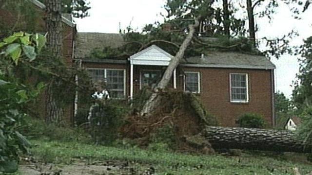 Hurricane Fran terrifies 15 years later