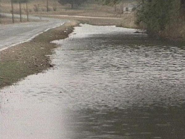 Schools will be delayed in several counties Thursday due to flooded roads. (WRAL-TV5 News)