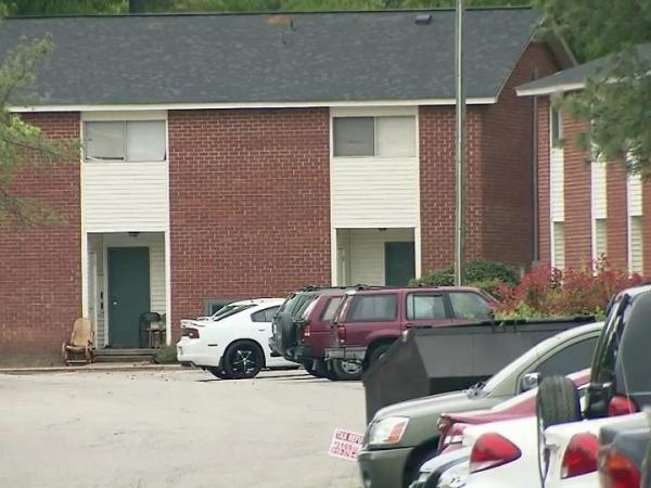 Fayetteville working on deal with nuisance apartment complex