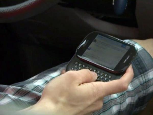 More teens killed in texting-related crashes than alcohol-related wrecks