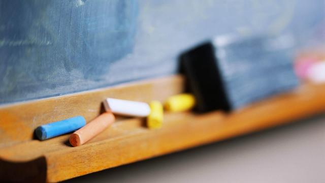 Lawmakers look at pay incentives for NC teachers