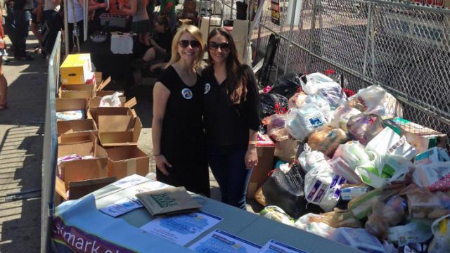 Timelapse: Diaper donations fill van