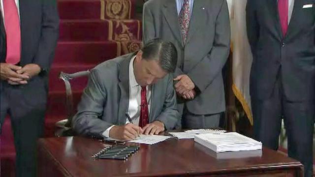 McCrory signs $21.1B state budget bill