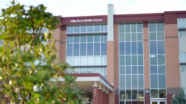 Cary's Mills Park elementary, middle to keep traditional school calendar