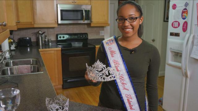 Miss Black USA Talented Teen receives scholarship winnings