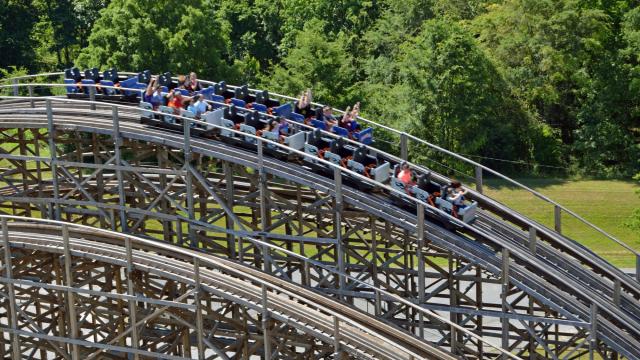 Carowinds vies for three national awards 