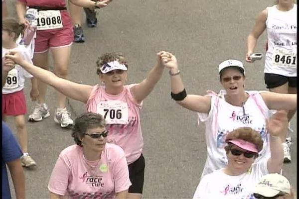 Race for the Cure Runners and Walkers Support Research