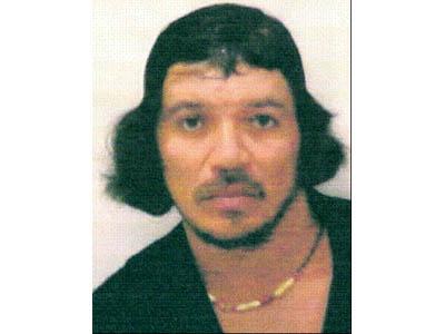 Carlos Gutierrez, wanted in Sam's Club stabbing