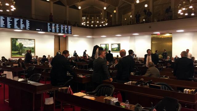 After last-minute changes, lawmakers end overtime session