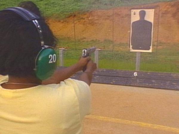 The Durham Police Department's Citizens' Police Academy shows amateurs how to take aim at crime.(WRAL-TV5 News)