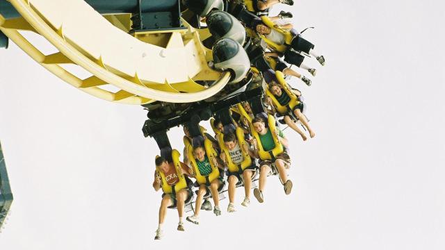 Six Flags to reopen all parks for 2021 season 