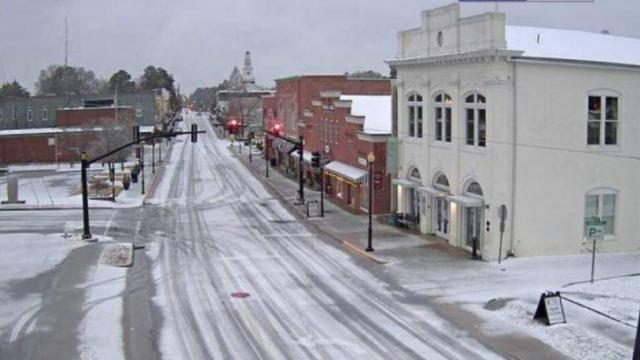 Snow and sleet in downtown Apex