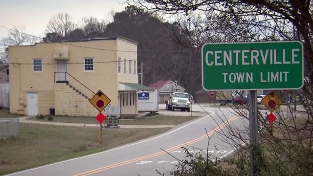 Centerville officials say no good reason to remain a town