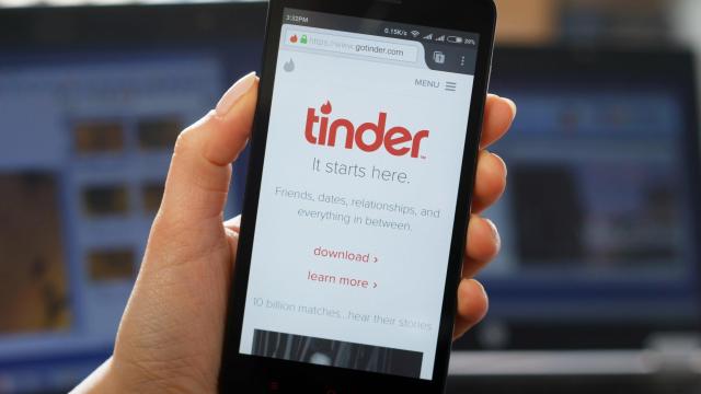 Warrant: After hooking up on Tinder, woman finds Raleigh man posted sex videos online