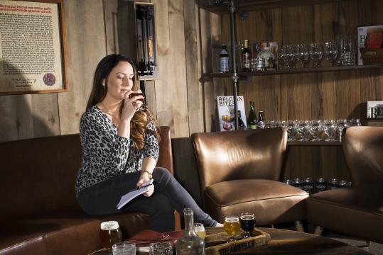 In City’s Drinking Culture, More Women Are Calling the Shots