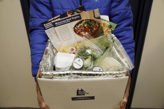 A ‘Harvest Box’ for Low-Income Americans? Not Anytime Soon, Officials Say