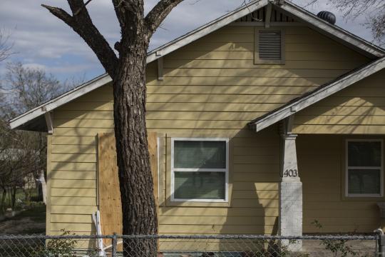 Austin Bomb Suspect’s Housemate Is Called a Person of Interest