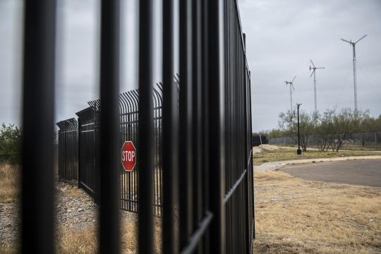 Border Patrol Agent Kills Woman Who Crossed Border Illegally in Texas, Authorities Say