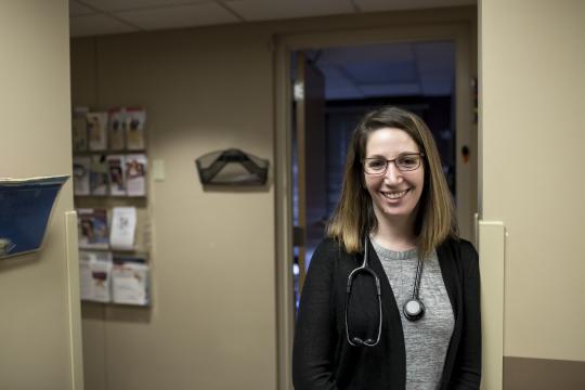 When an Iowa Family Doctor Takes On the Opioid Epidemic