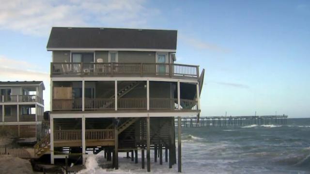 Rodanthe home undercut by heavy surf condemned