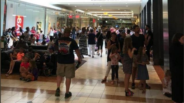 Hundreds of families swarm Build-A-Bear to take advantage of deal