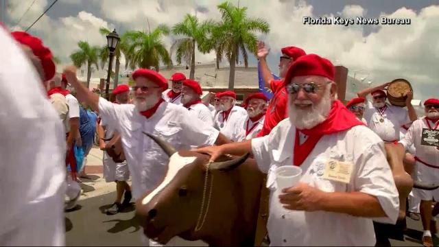Fake Hemingways, fake bulls race through streets of Key West