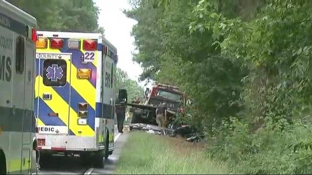 At least 4 vehicles involved in Creedmoor Road crash