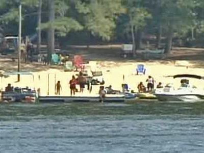 Low Water Keeps Labor Day Boaters On Shore