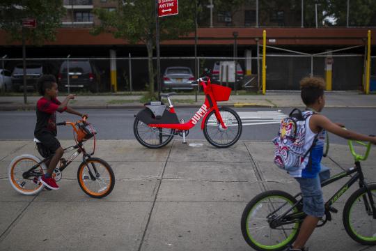 Pedal-Assist Dockless Bikes Roll Out in the Bronx