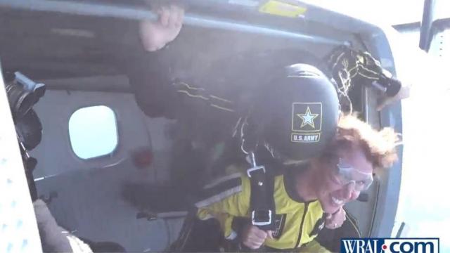 WRAL's Elizabeth Gardner tries skydiving