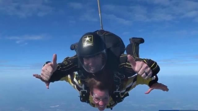WRAL's Elizabeth Gardner tries skydiving