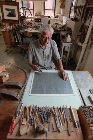 RESTRICTED -- Krishna Reddy, Master Printmaker and Indian Modernist, Dies at 93