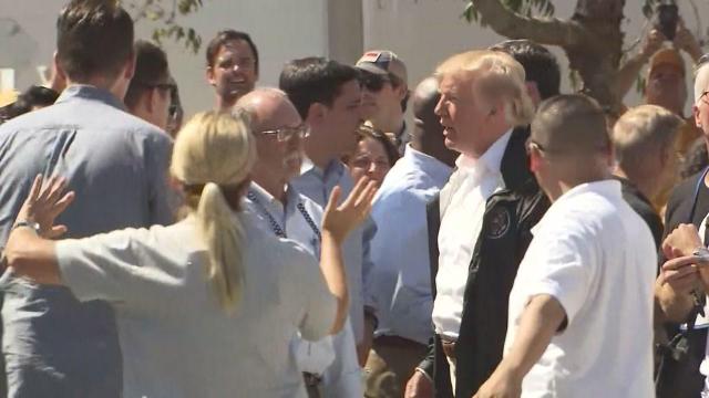 Raw: President Trump greets volunteers, hands out meals in New Bern