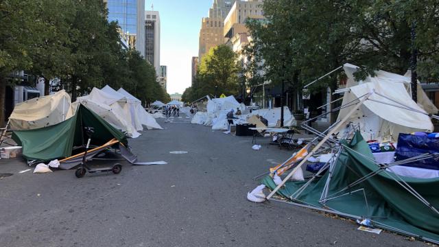 Strong winds cause power outages, damage SparkCon festival grounds