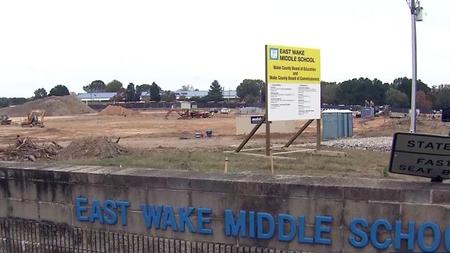 House members roll out competing plan on school construction