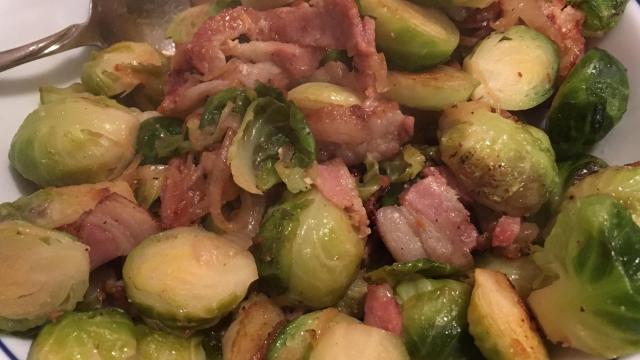 Recipe: Roasted Brussels sprouts with bacon